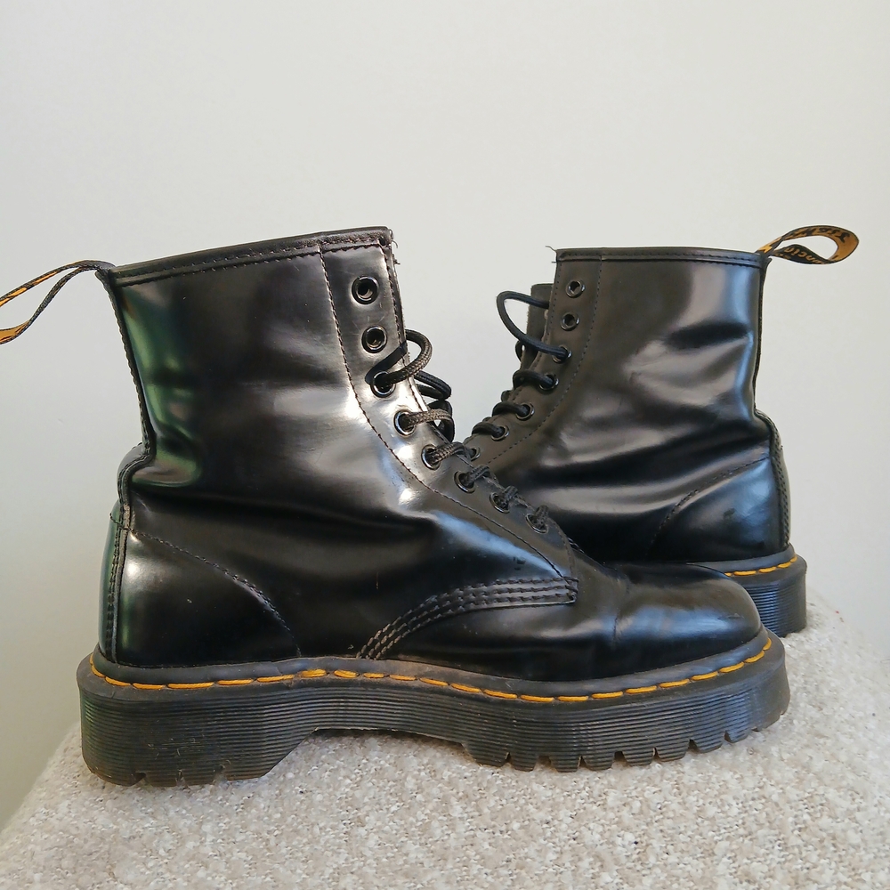 ⚫️💅 Dr. Martens Black Leather Platform Boots Size 8 - Picture 9 of 10